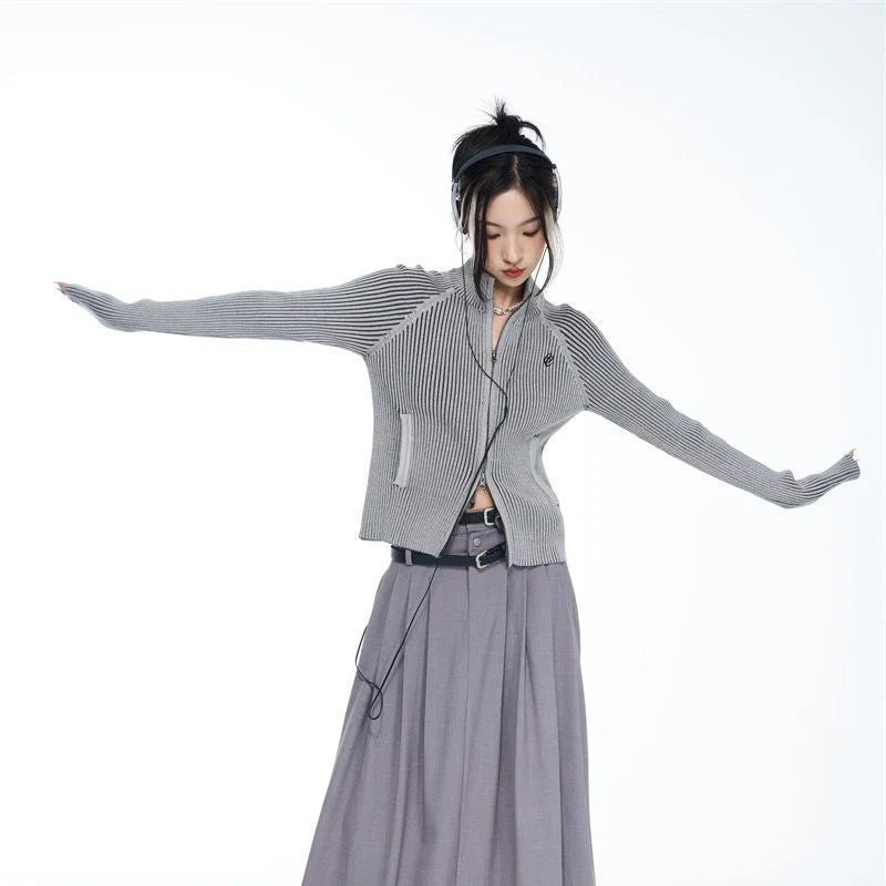 Vintage Striped Zip Up Cardigan - Image 2