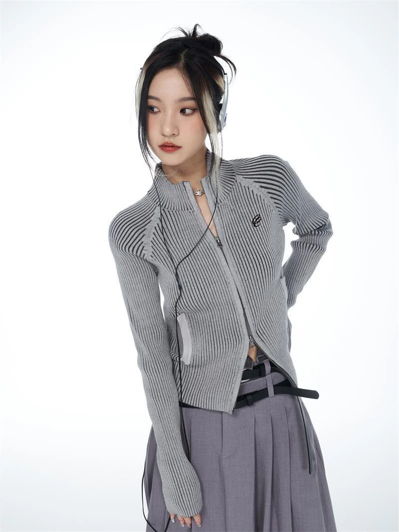 Vintage Striped Zip Up Cardigan - Image 4