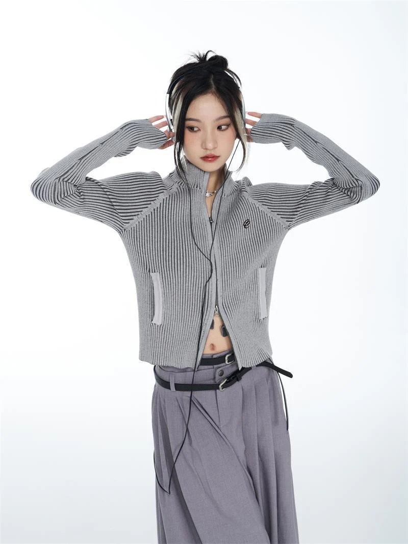 Vintage Striped Zip Up Cardigan - Image 5