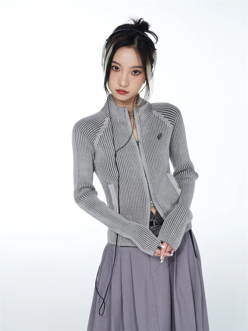 Vintage Striped Zip Up Cardigan - Image 8