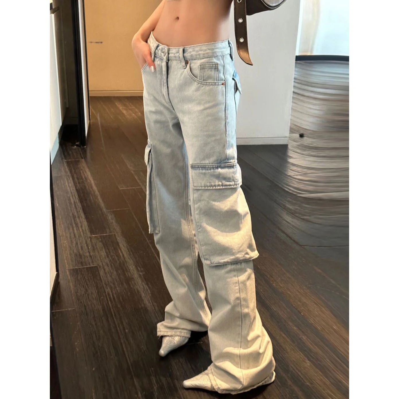Washed Big Pocket Moping Cargo Jeans - Image 7