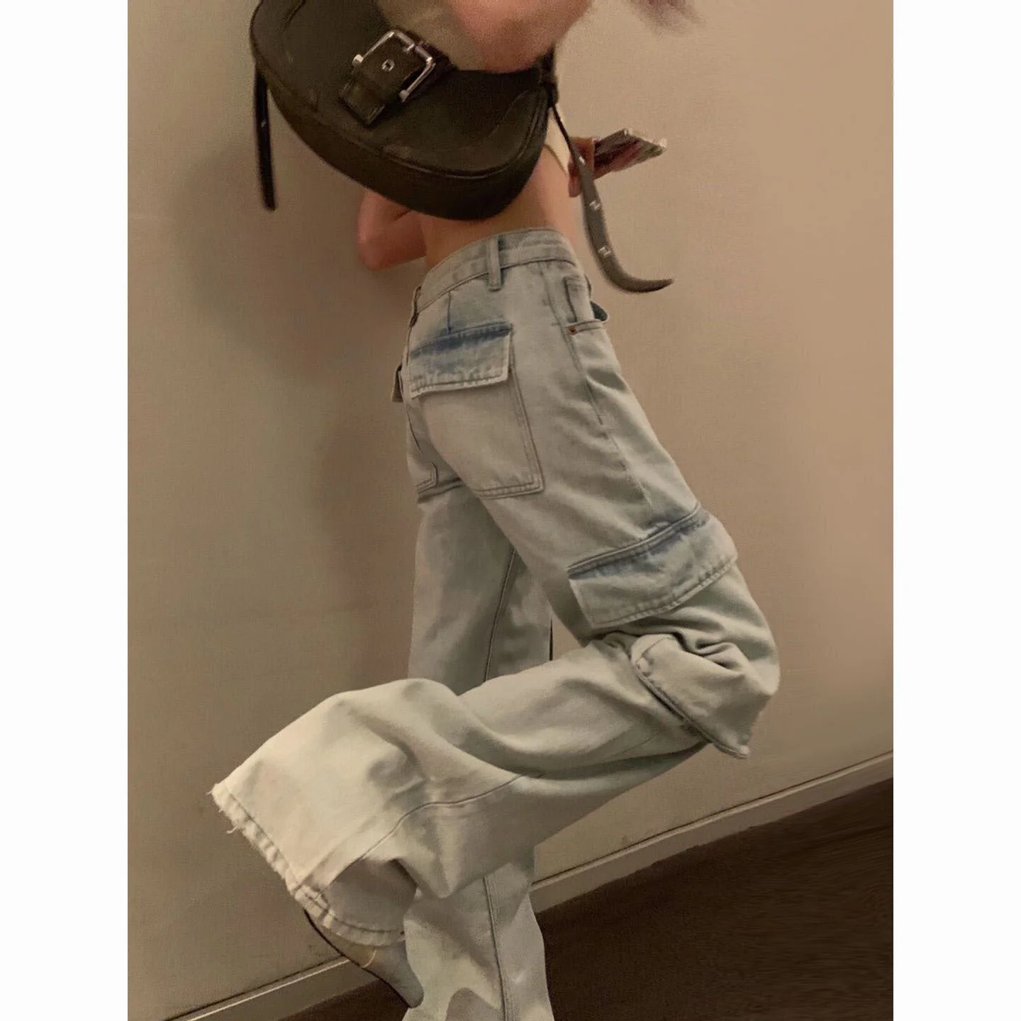 Washed Big Pocket Moping Cargo Jeans - Image 9