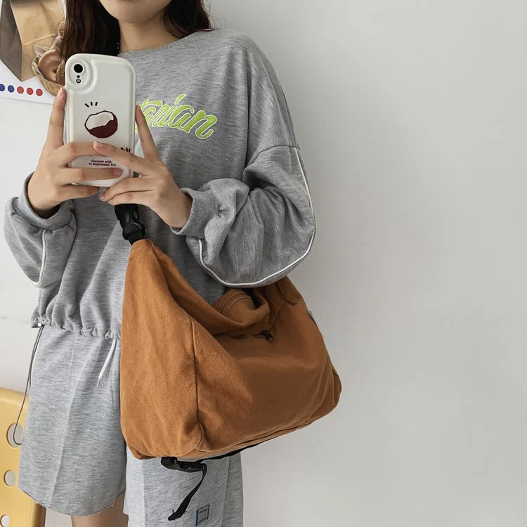 Washed Large Canvas Crossbody Bag - Image 4