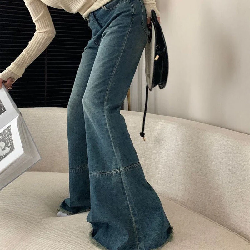 Washed Stretch Low Waist Flare Jeans - Image 3
