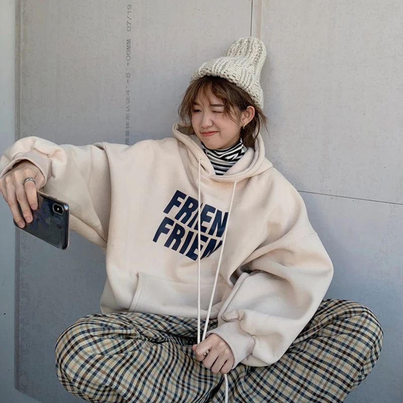 Fleece Lined Letter Graphic Hoodie - Image 4