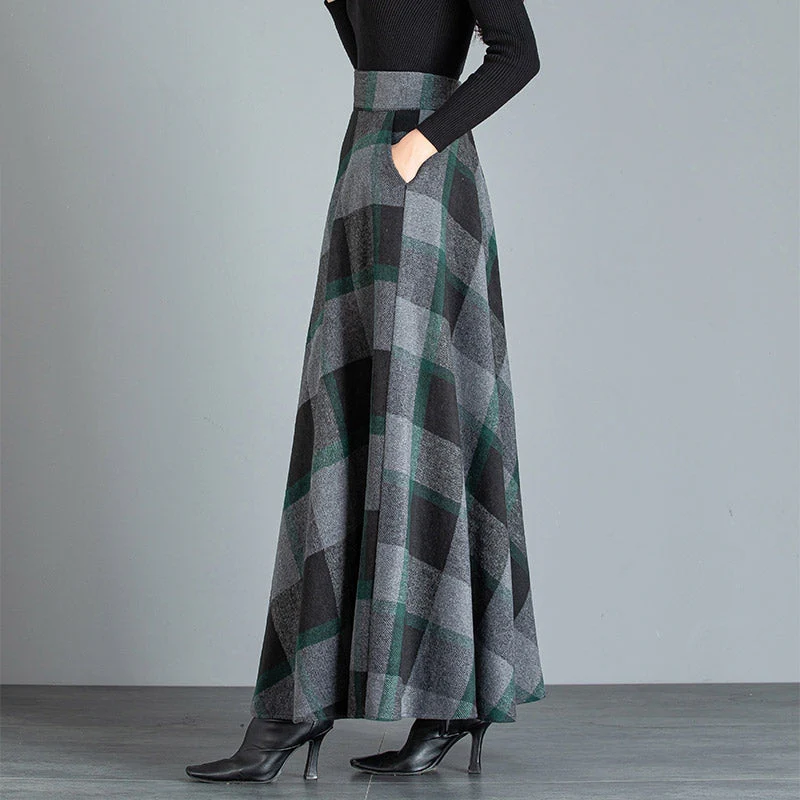 Woolen Plaid Long Skirt - Image 3